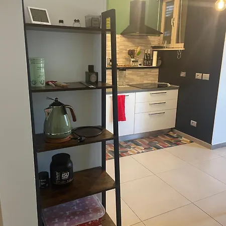 Bilocale De Gasperi דירה